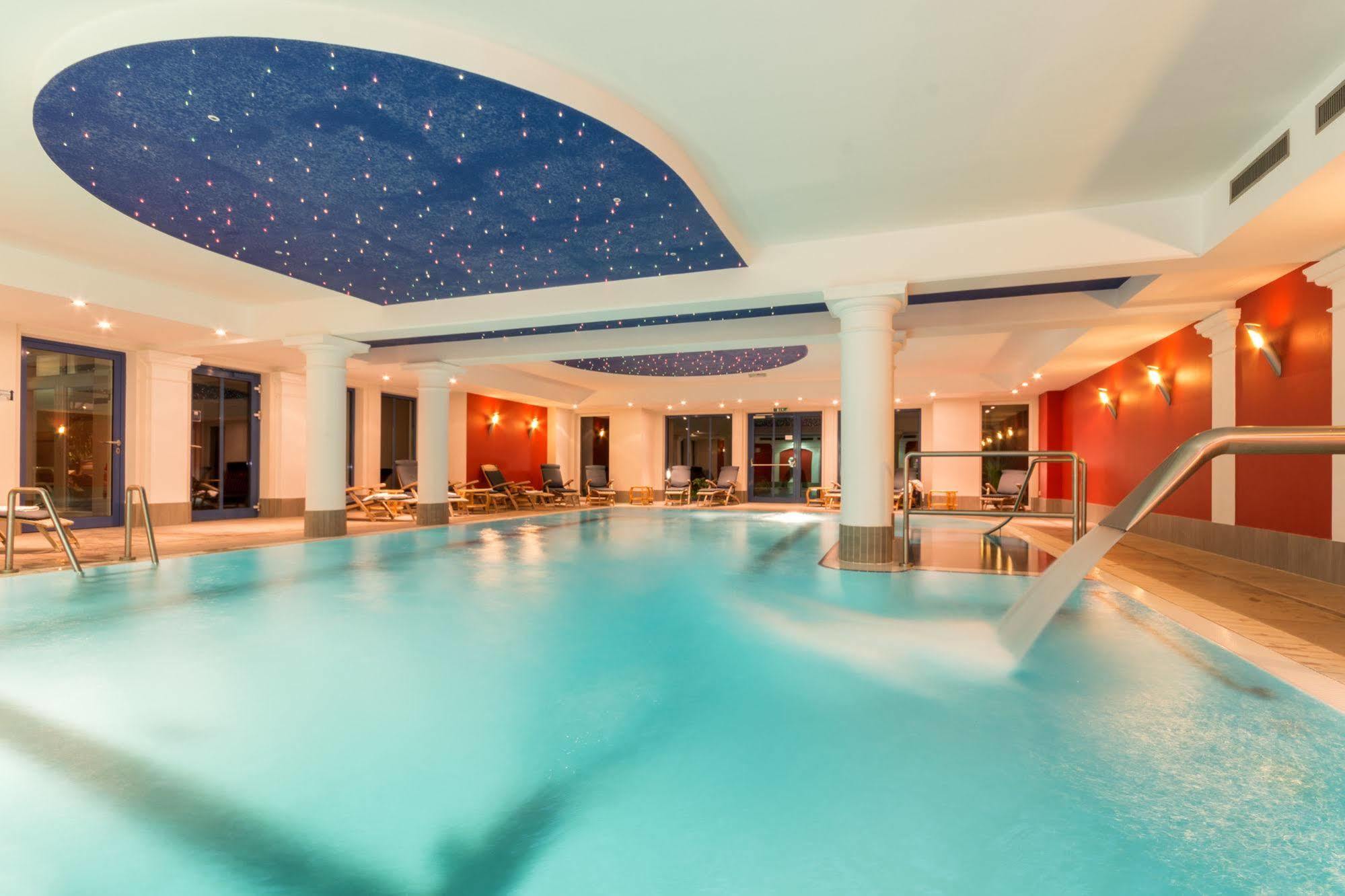 Hotel Badehaus Goor Путбус Экстерьер фото